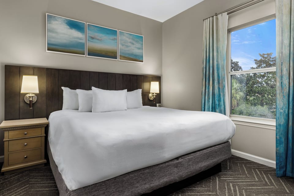 Standard Condo, 1 Bedroom, Non Smoking, Kitchenette | 1 bedroom, iron/ironing board, free WiFi, bed sheets