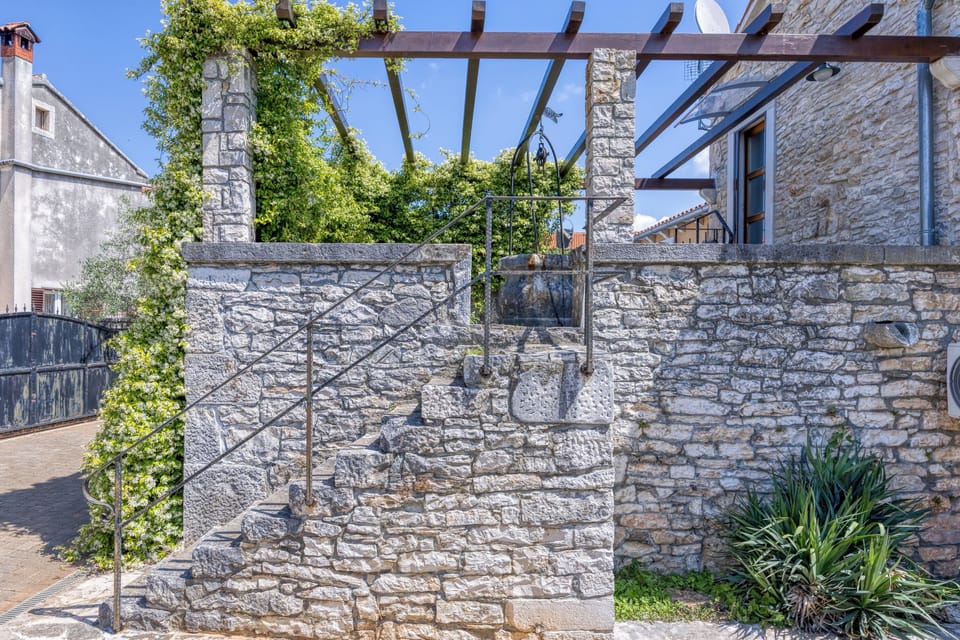 Family Villa, 4 Bedrooms, Fireplace (Casa Rustica Felker with private Pool) | Property grounds