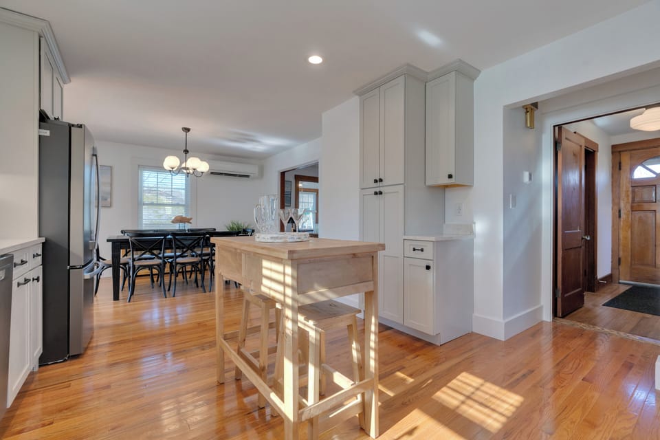 View from the kitchen towards the dining room and front door entry way ( right)
