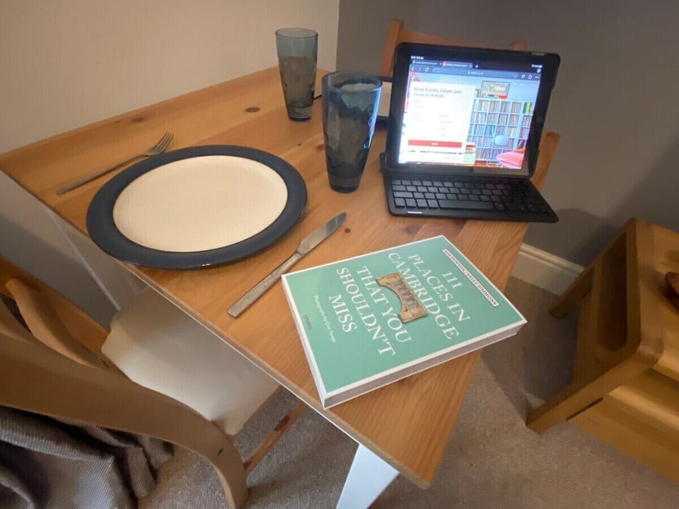 Dinning table