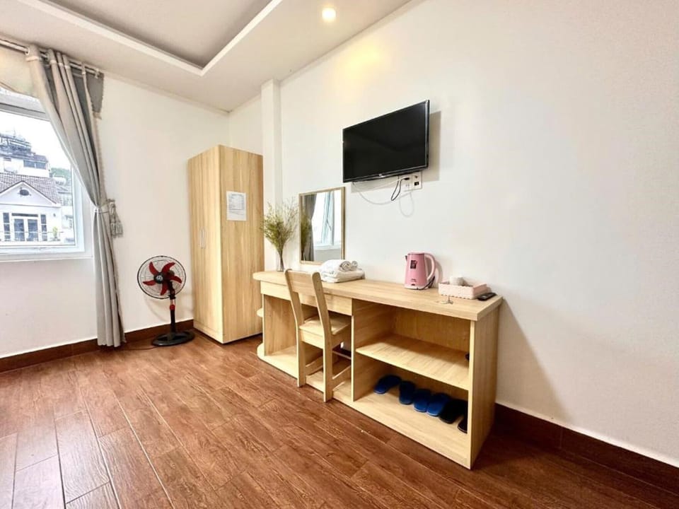 Basic Double or Twin Room | Desk, soundproofing, free WiFi
