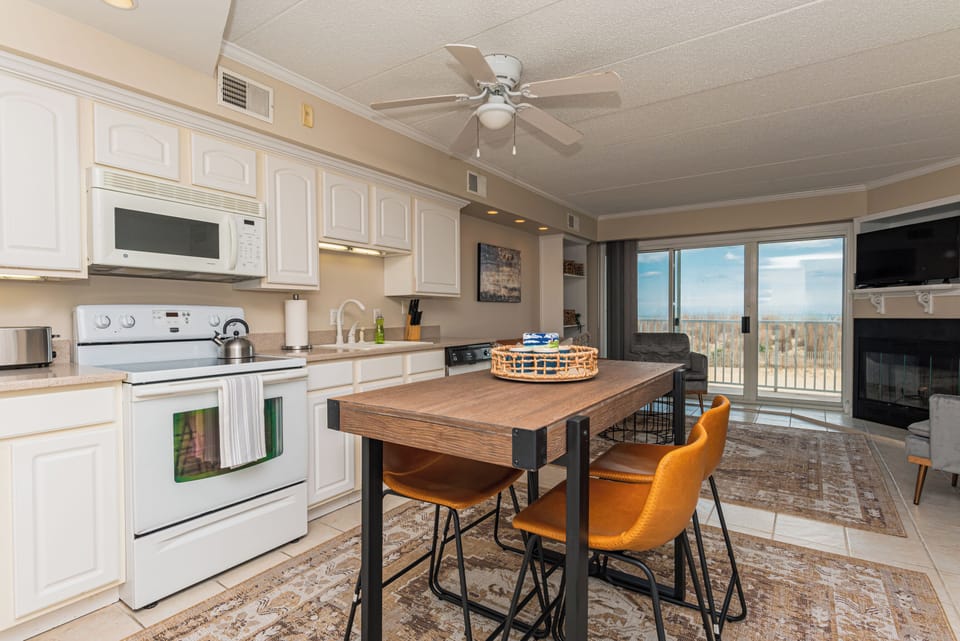 Kitchen/Dining
