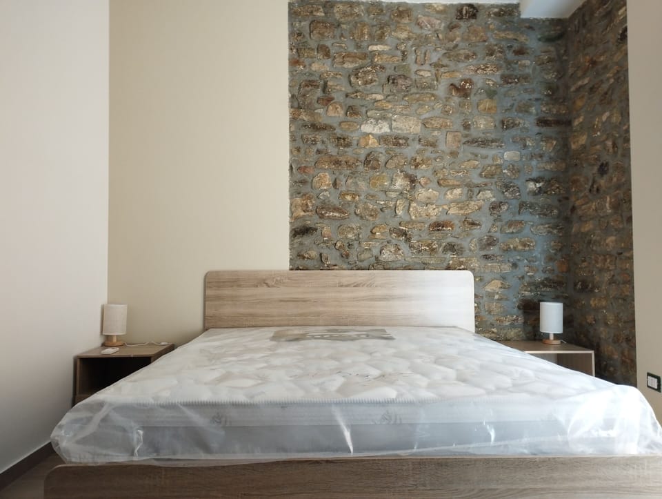 Double Room, Mountain View | Desk, WiFi (free)
