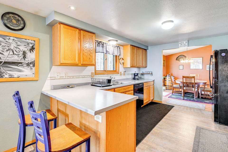 House (2 Bedrooms) | Interior