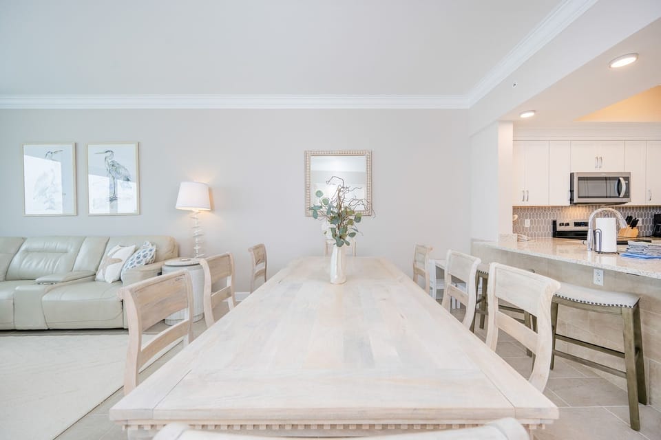 Condo, 3 Bedrooms | Dining