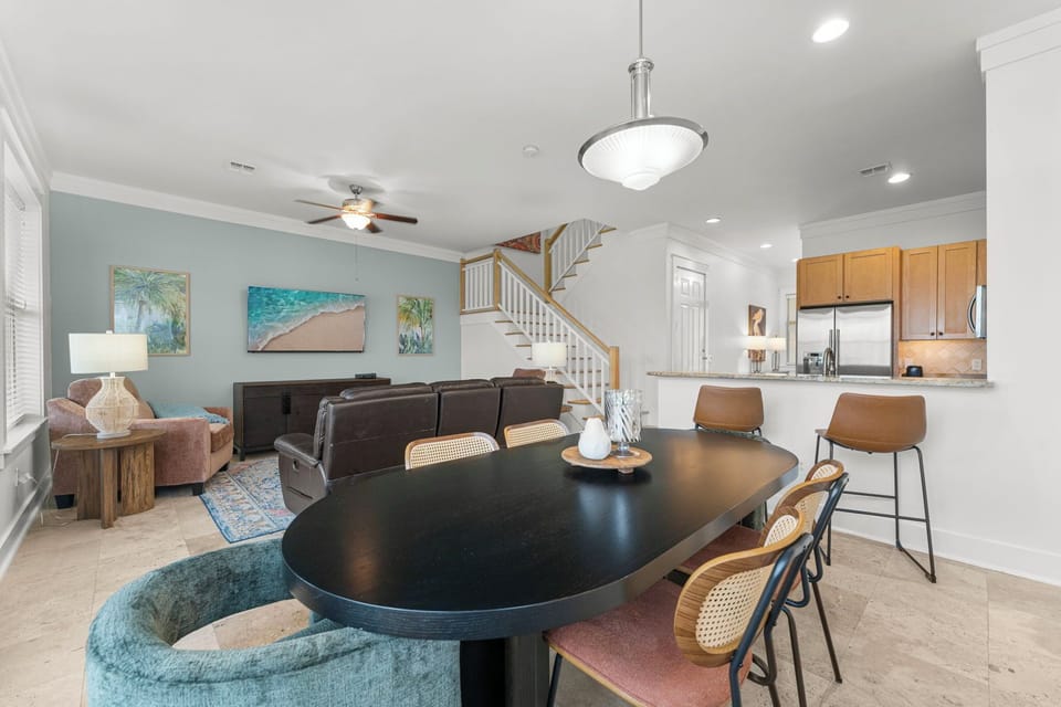 Open Concept Dining, Kitchen & Living Areas