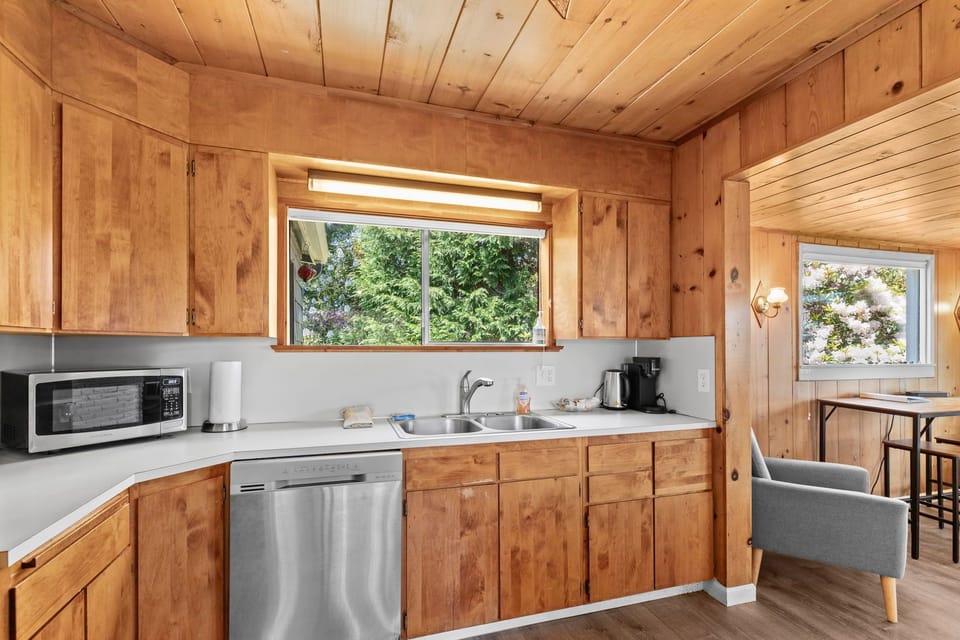 Fully equipped kitchen with everything you need to prepare delicious meals during your stay.