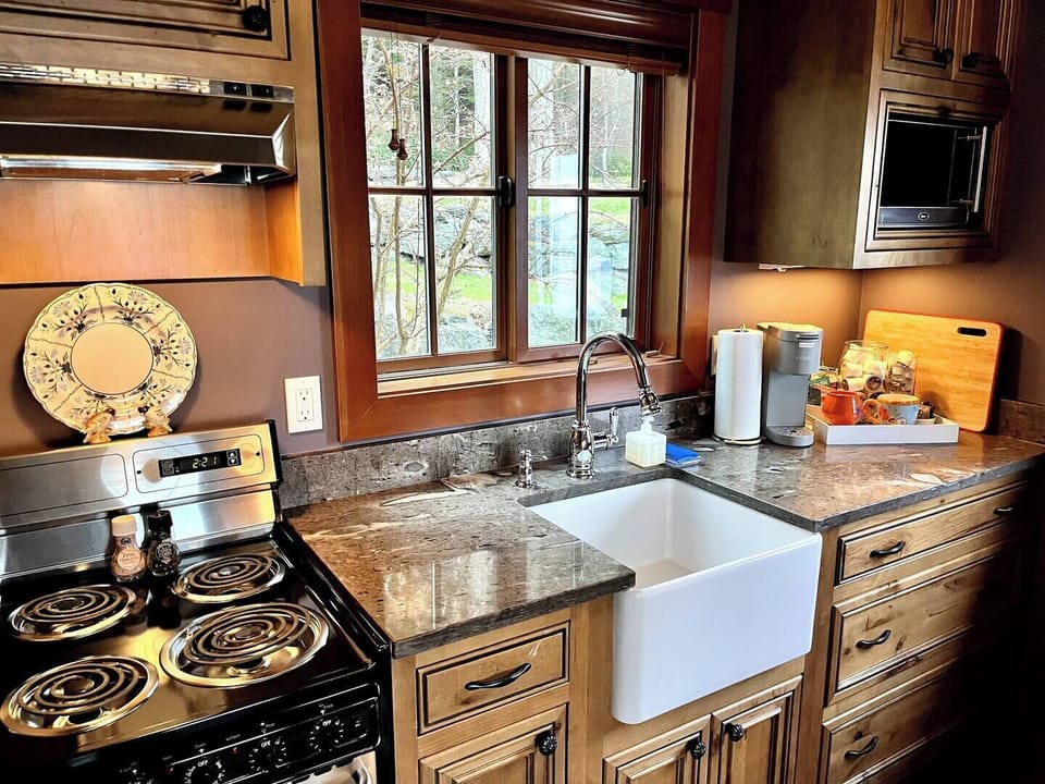 Kitchen counter-top amenities.