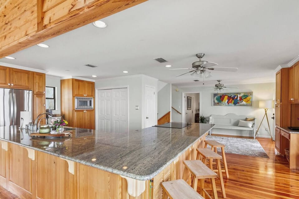 Open Kitchen/Living Area (3)
