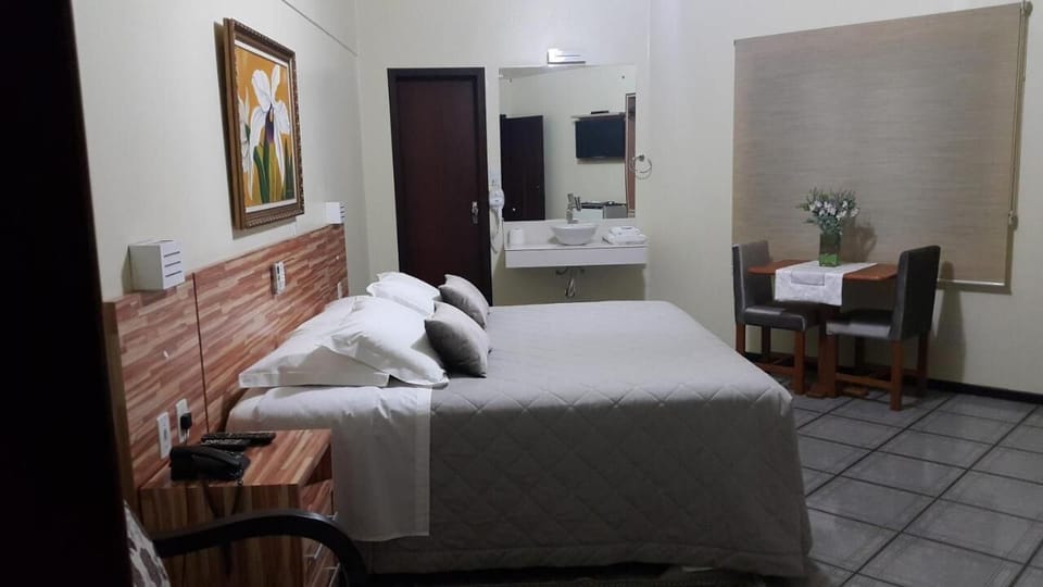 Studio Suite | Free WiFi