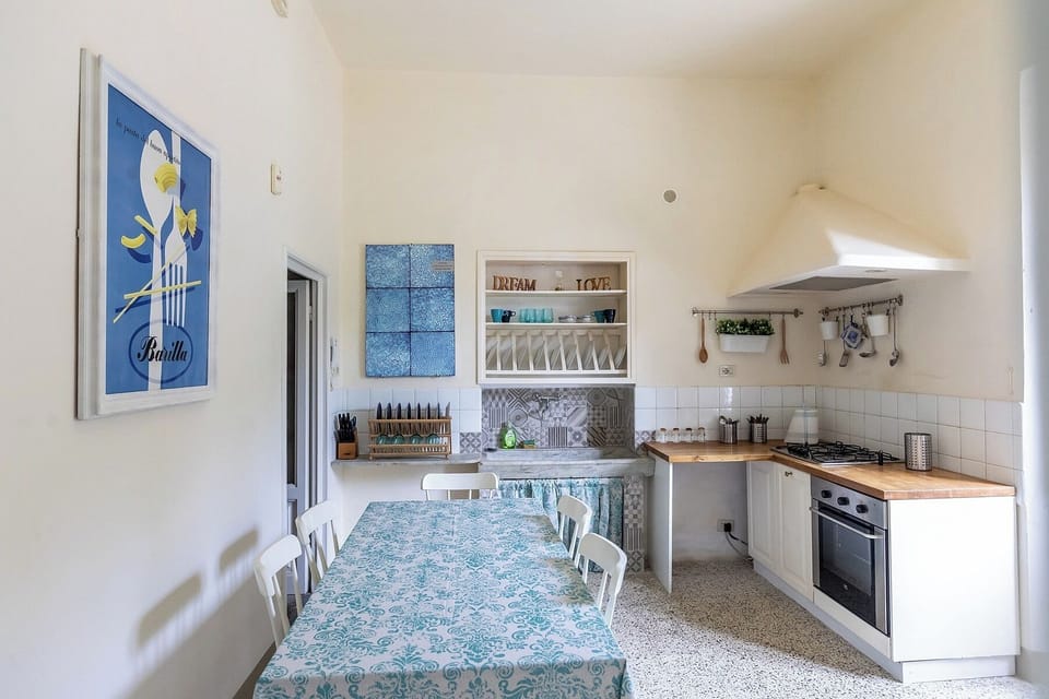 Villa, Garden View | Private kitchen | Fridge, microwave, oven, stovetop