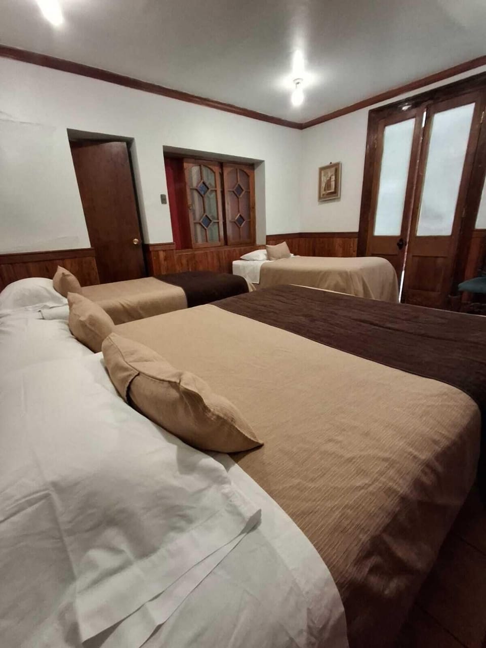 Quadruple Room | In-room safe, desk, laptop workspace, free WiFi