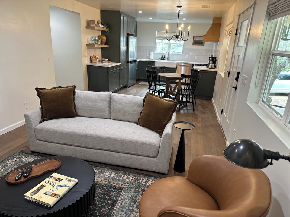 Living room area 