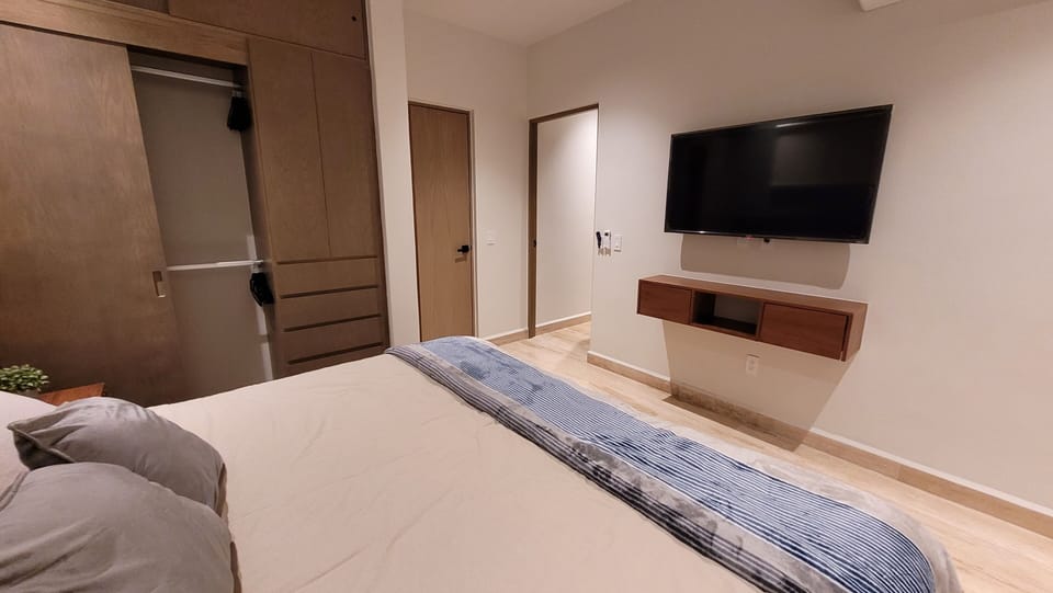 Apartment, 2 Bedrooms, Accessible, Smoking | Room amenity