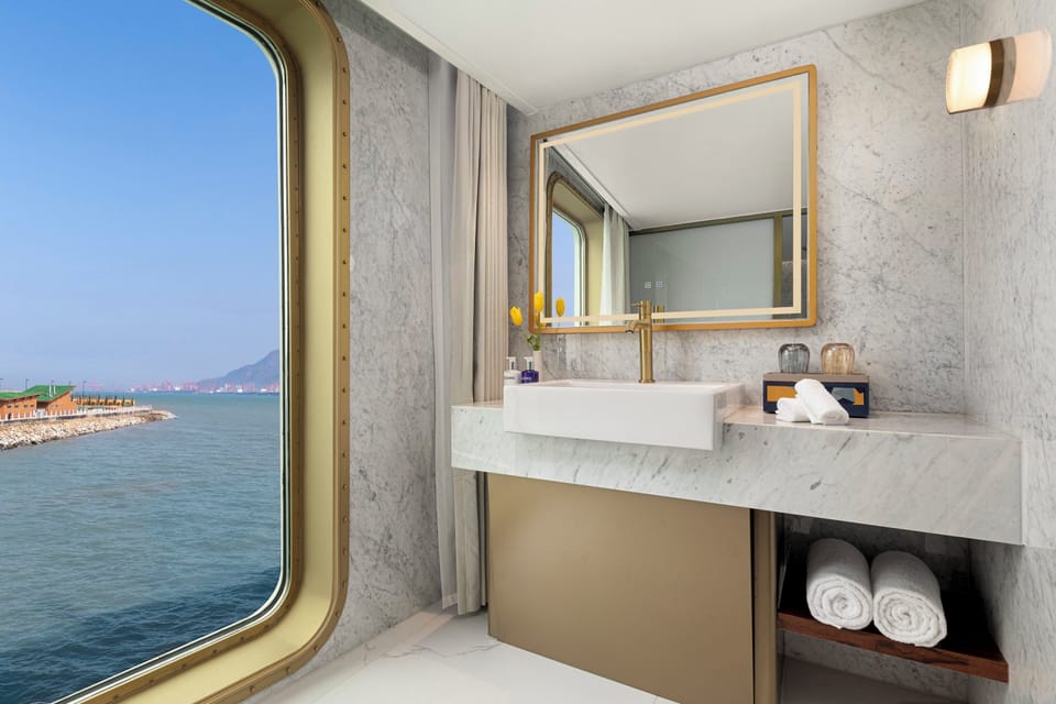 Suite, 1 Bedroom | Bathroom | Shower, designer toiletries, hair dryer, bathrobes