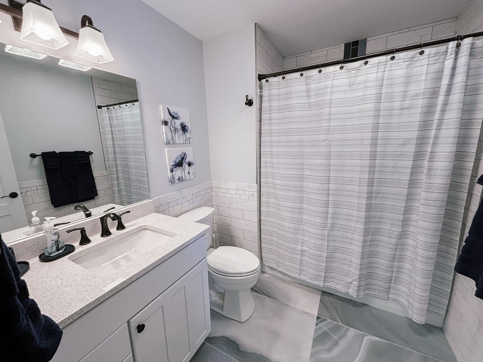 Main Bathroom