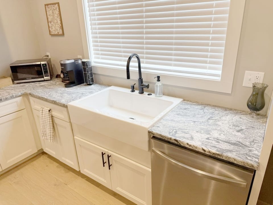 Truly A Chefs Kitchen Commercial Range Farm Sink Large Island Cookware Provided