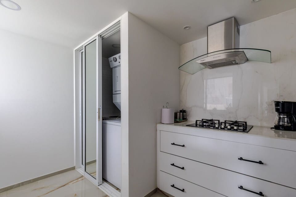 Kitchen and laundry area