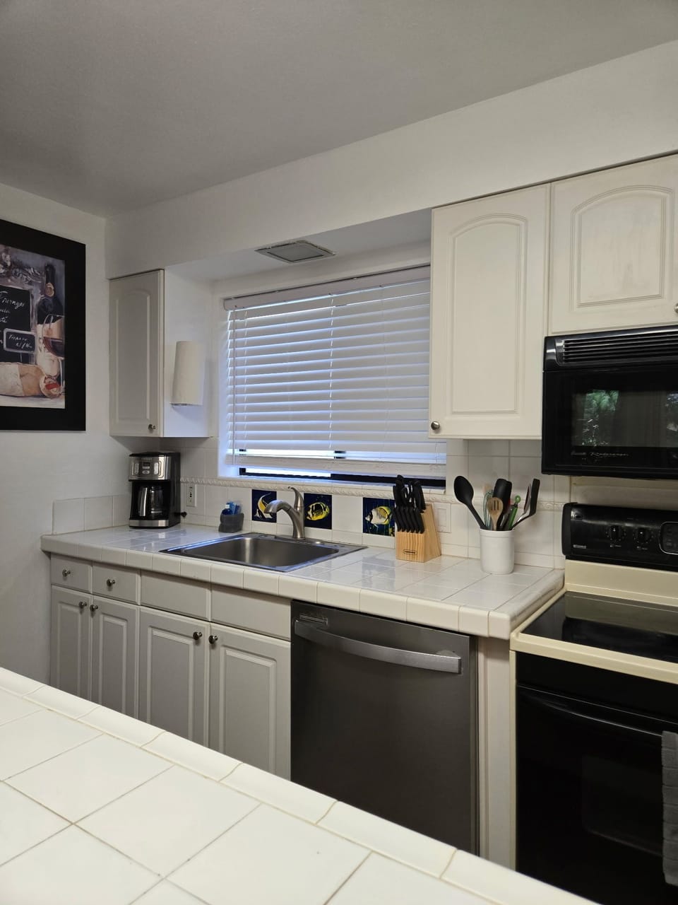 Kitchen appliances.