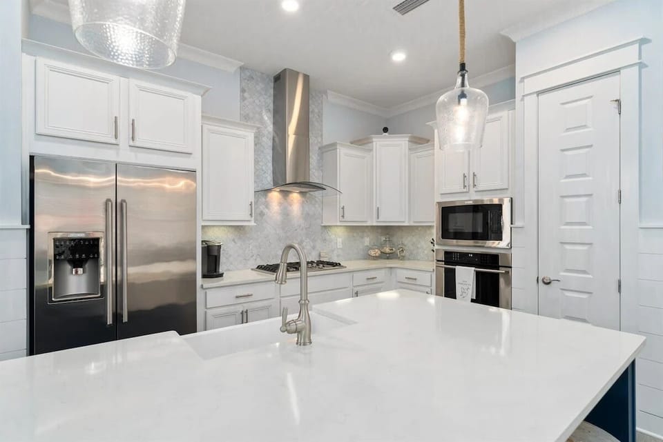 This is a kitchen made for cooking