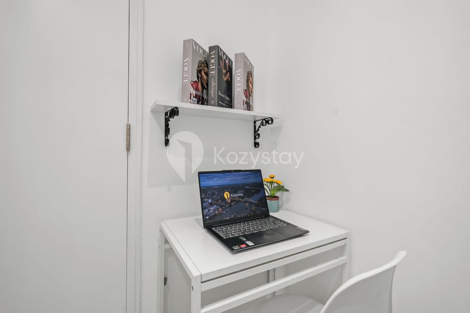 2 bedrooms, iron/ironing board, free WiFi