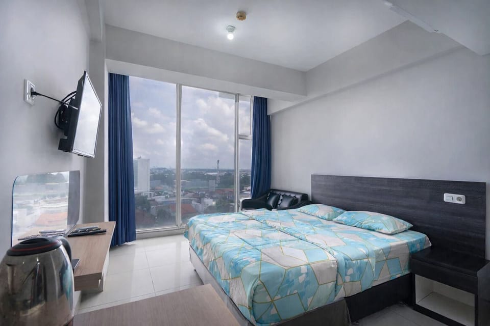Studio, City View | City view