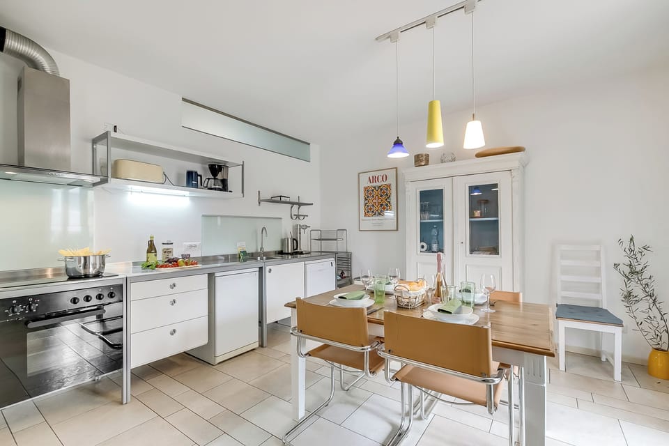 Kitchen and dining area
