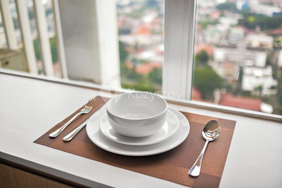 Apartment, 1 Bedroom, City View | Dining room
