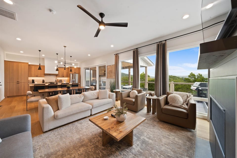 Open Concept Main Level Living Area