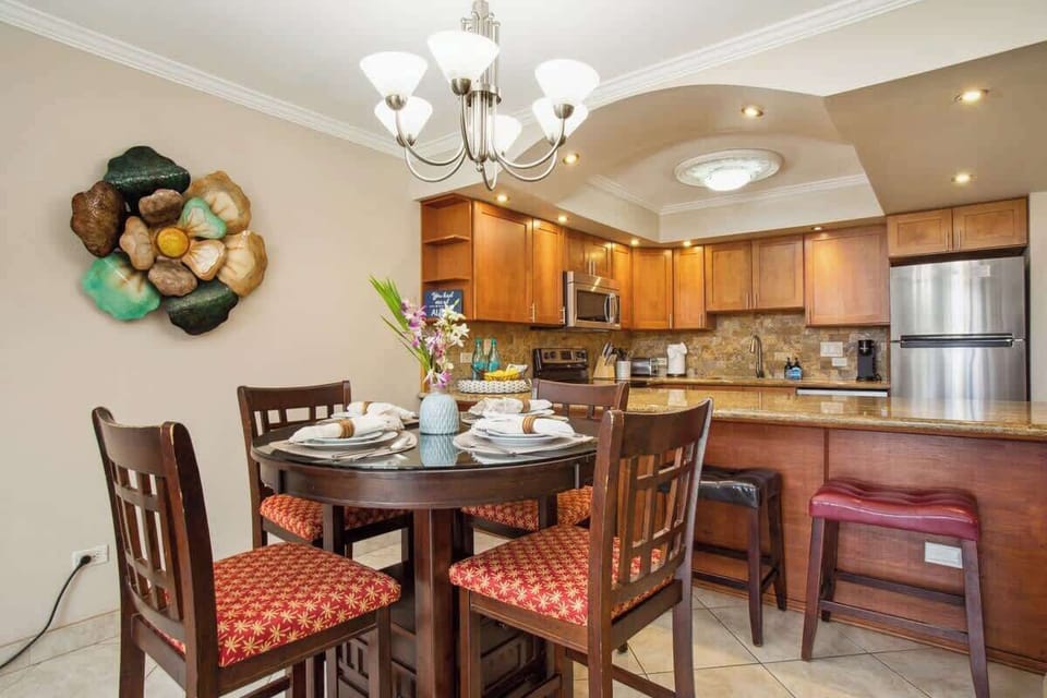Dining table with 4 chairs