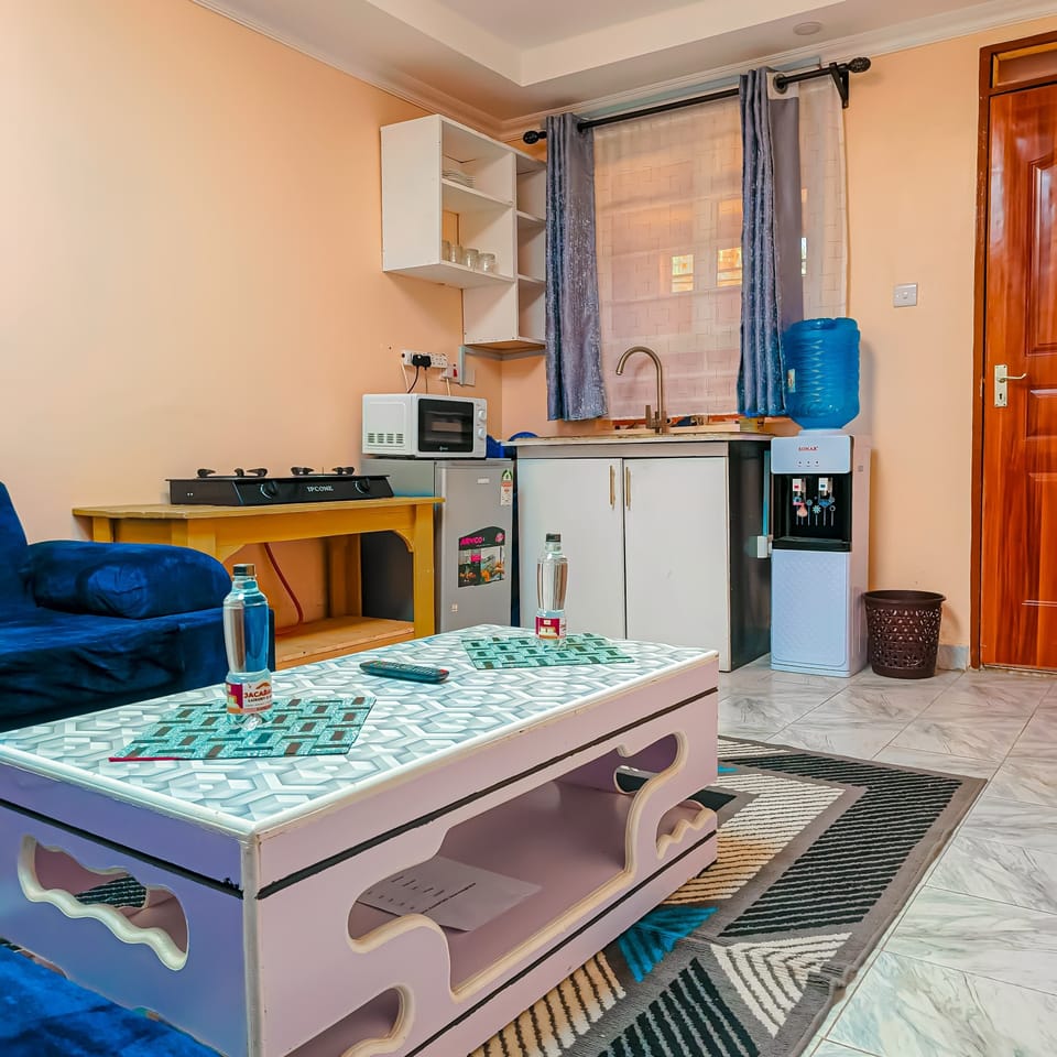Superior Suite | Desk, laptop workspace, free WiFi