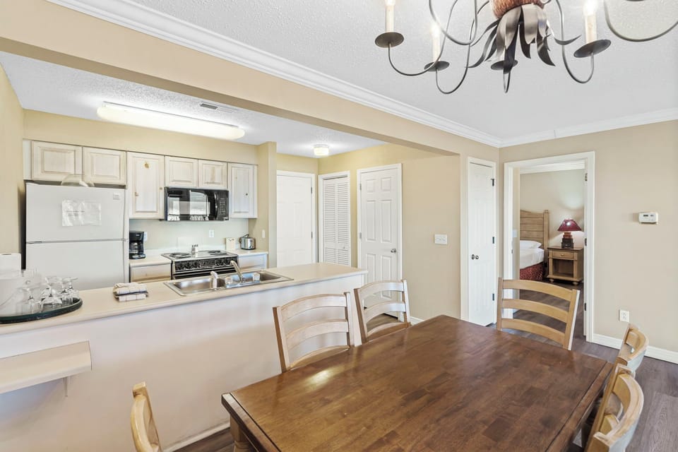 Full Kitchen with Major Appliances