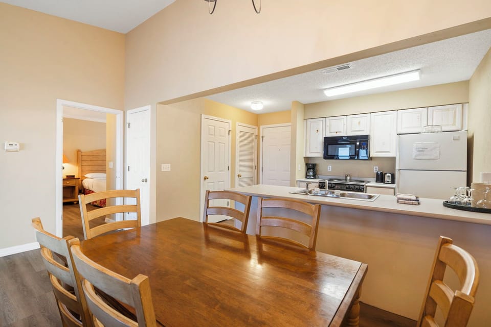 Full Kitchen with Major Appliances