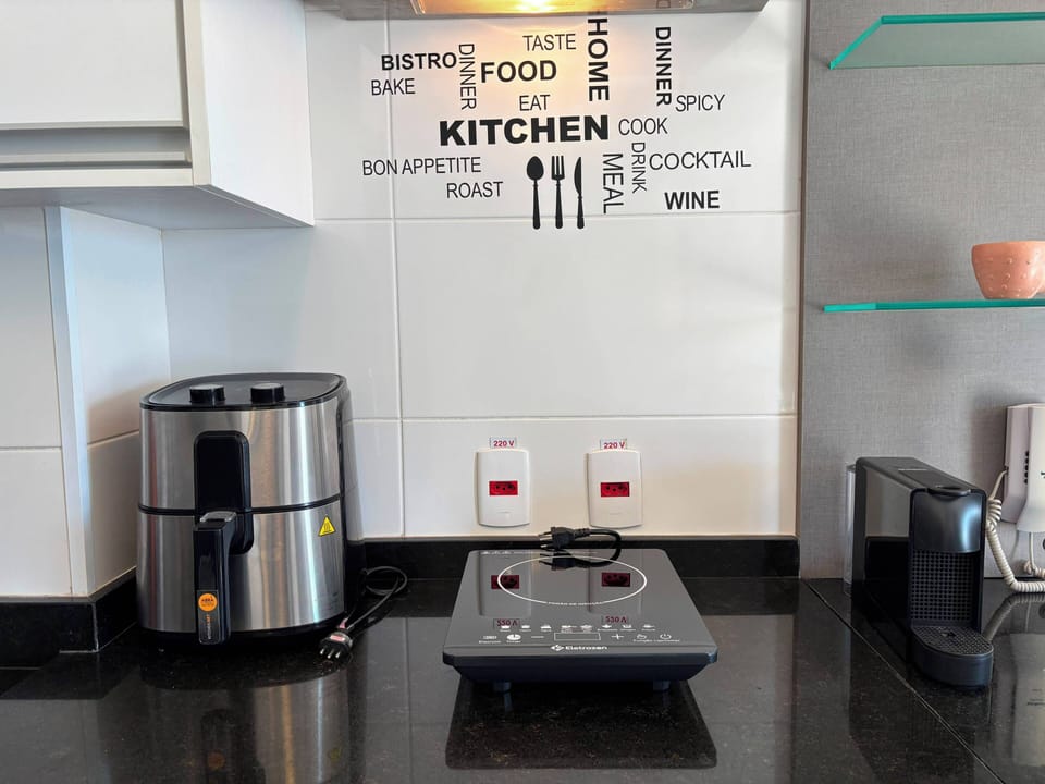 Apartment | Private kitchen | Microwave, cookware/dishes/utensils