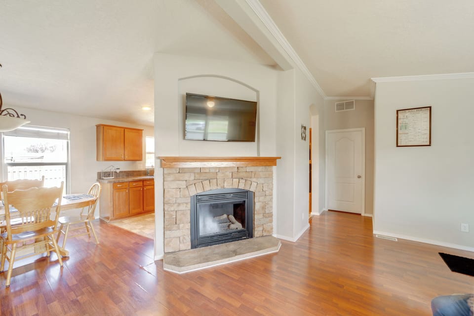 House (3 Bedrooms) | Interior
