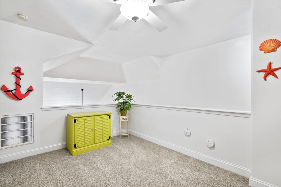 Upstairs Loft Area