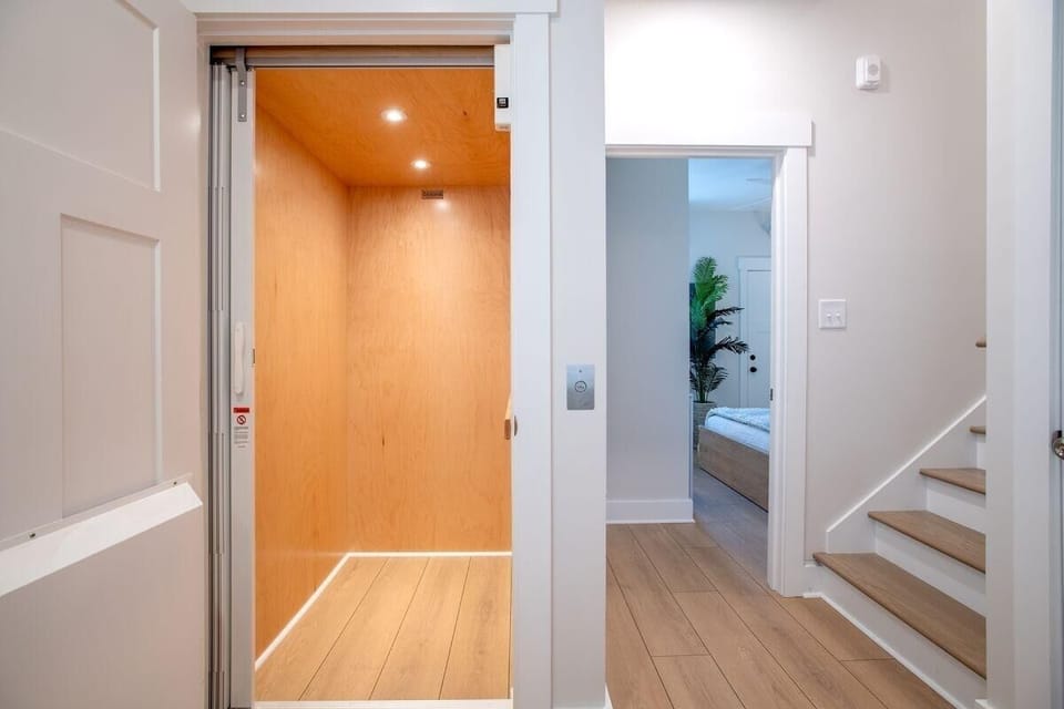 Condo, 3 Bedrooms | Interior