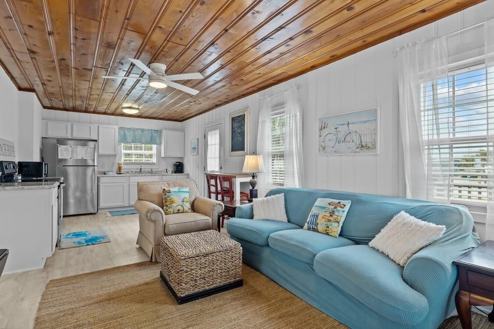 House, 2 Bedrooms | Living area