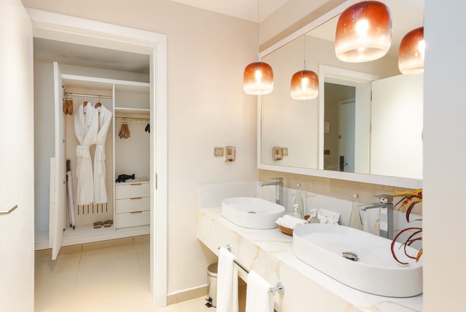 Free toiletries, hair dryer, slippers, bidet