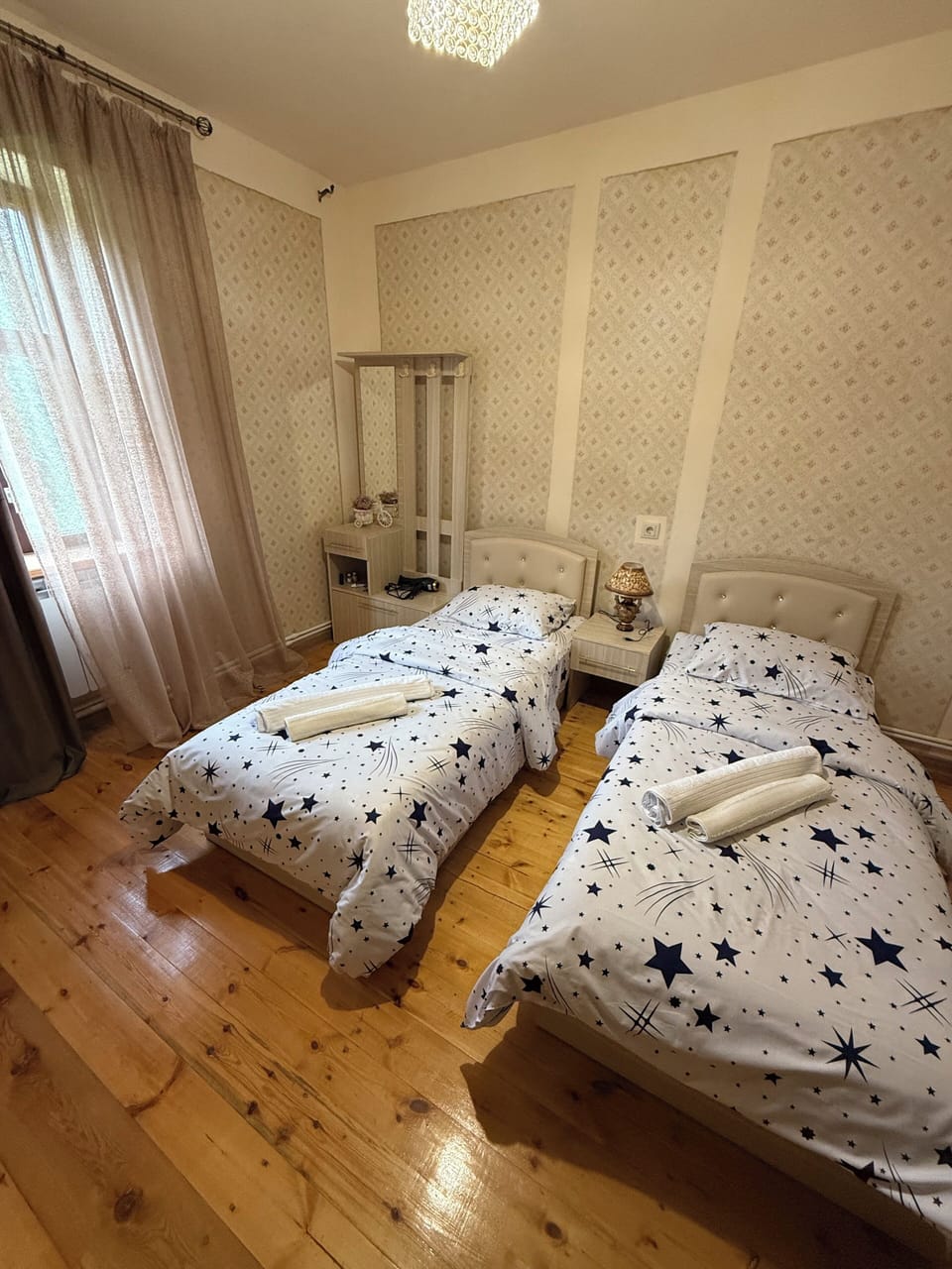 Comfort Twin Room | Premium bedding, blackout drapes, WiFi (free), bed sheets