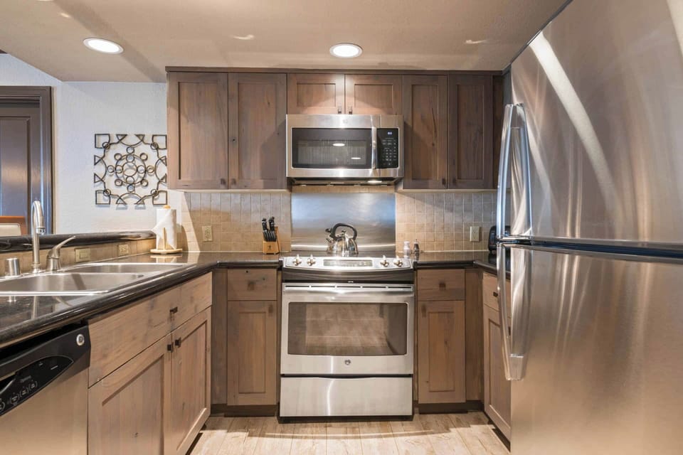 1660259505496-406-12