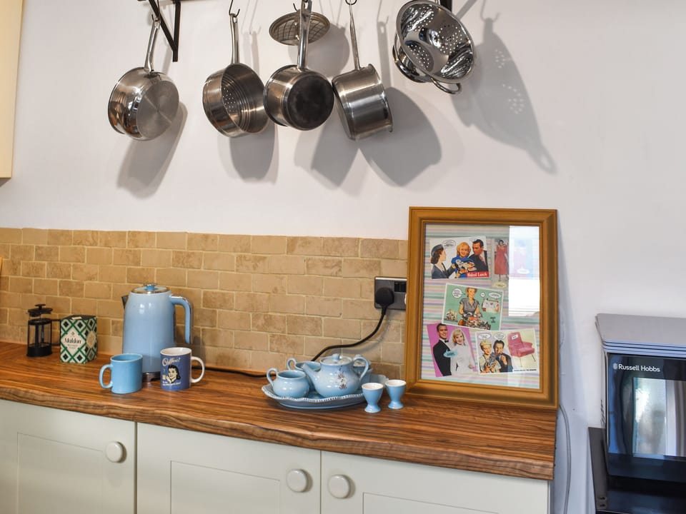 Kitchen | Yasmin Cottage, Maldon