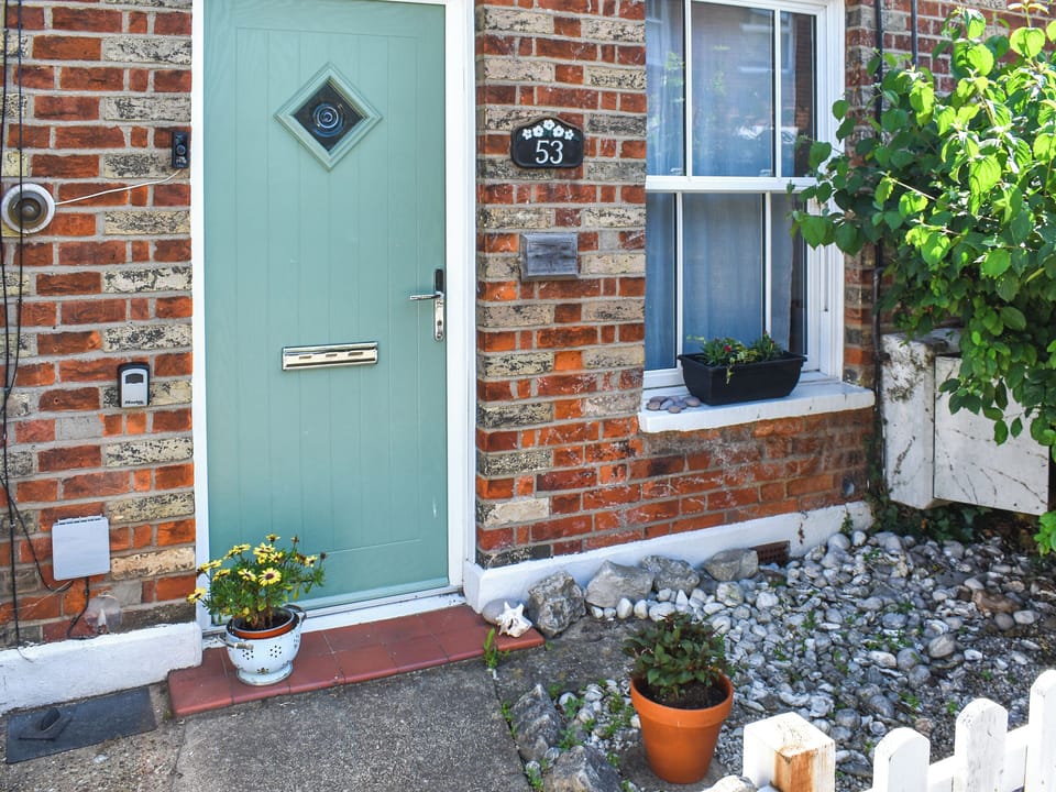 Exterior | Yasmin Cottage, Maldon