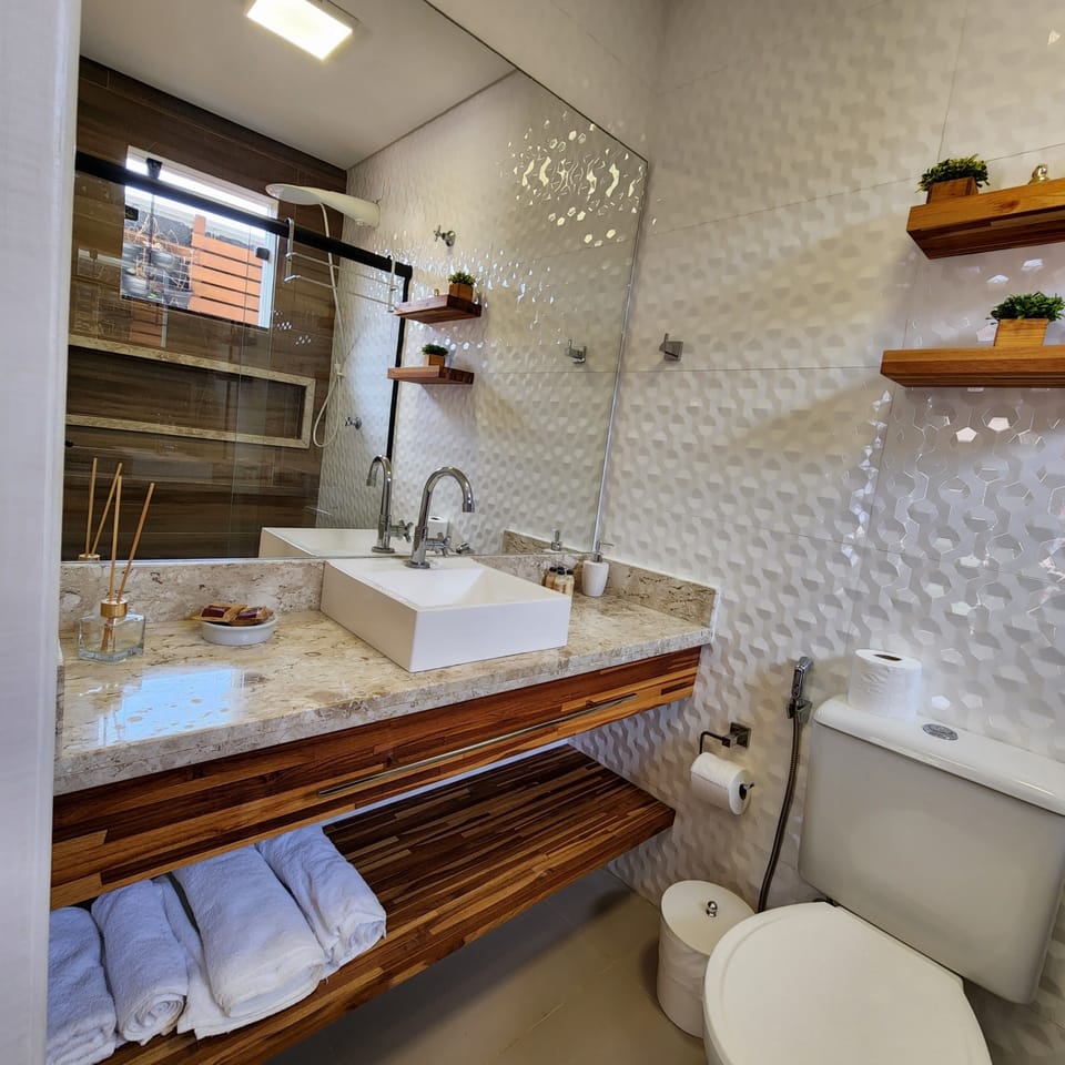 Basic Triple Room | Bathroom | Shower, towels, soap, shampoo