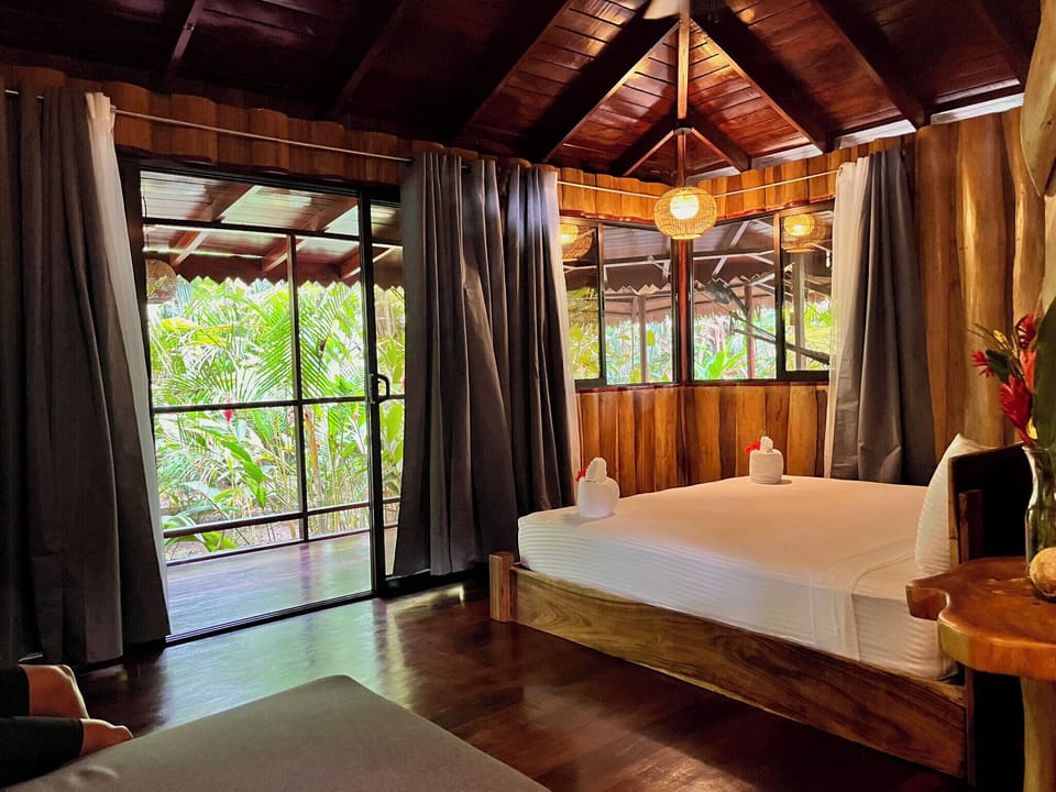 2 Bed Bungalow A  | Premium bedding, in-room safe, WiFi (free), bed sheets