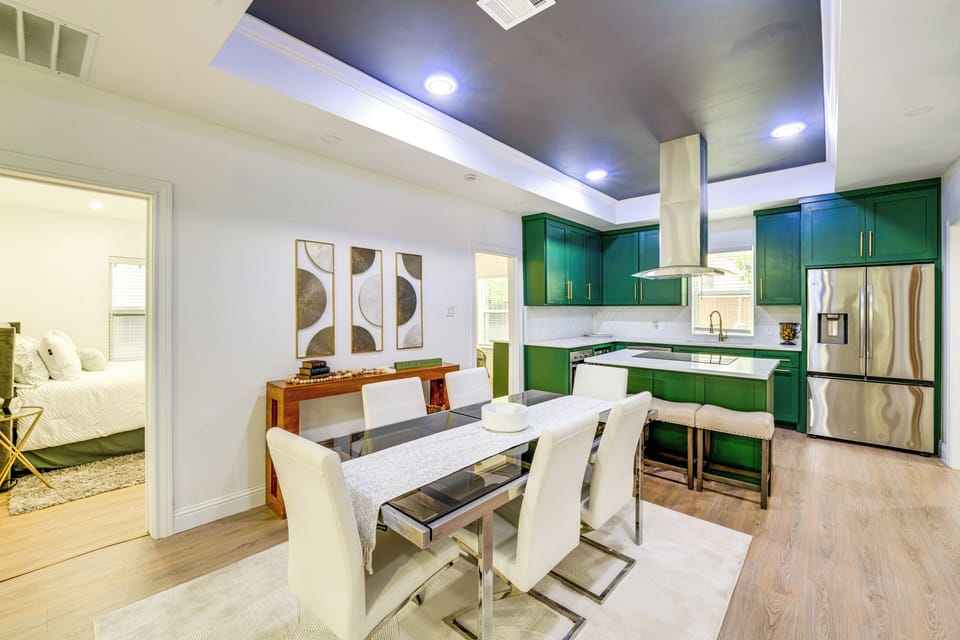Dining Area | Kitchen | Cooking Basics