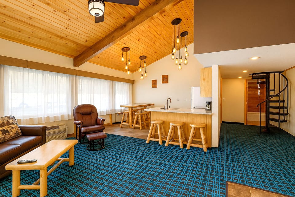 Family Suite, 3 Bedrooms, Kitchen | Living area | Flat-screen TV