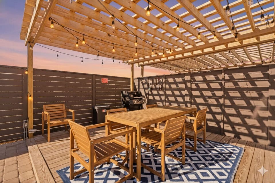 A wonderful patio complete with a grill to enjoy while you stay