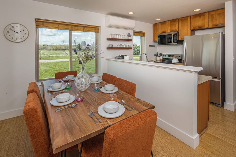 Open Dining to Kitchen Area with Buffet Bar | Main Level