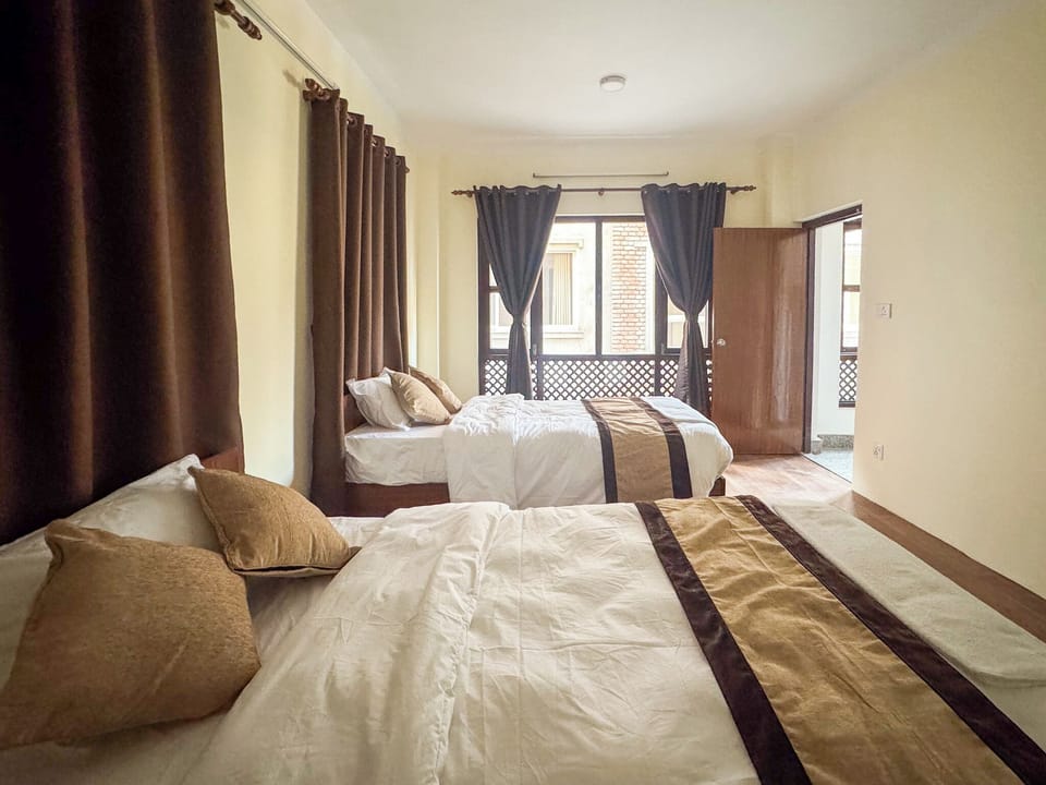 Standard Twin Room | Desk, laptop workspace, free WiFi